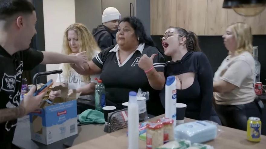 ¿Quién es la Falete?: la polémica tiktoker sevillana arrasa en redes tras su paso por "La casa de los gemelos"