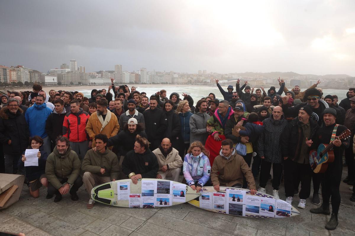Protesta de los surfistas de A Coruña