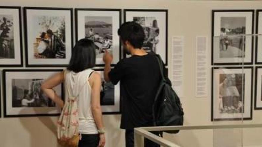 L&#039;exposició inclou les fotografies que Robert Descharnes i Enrique Sabater van fer a Salvador Dalí.