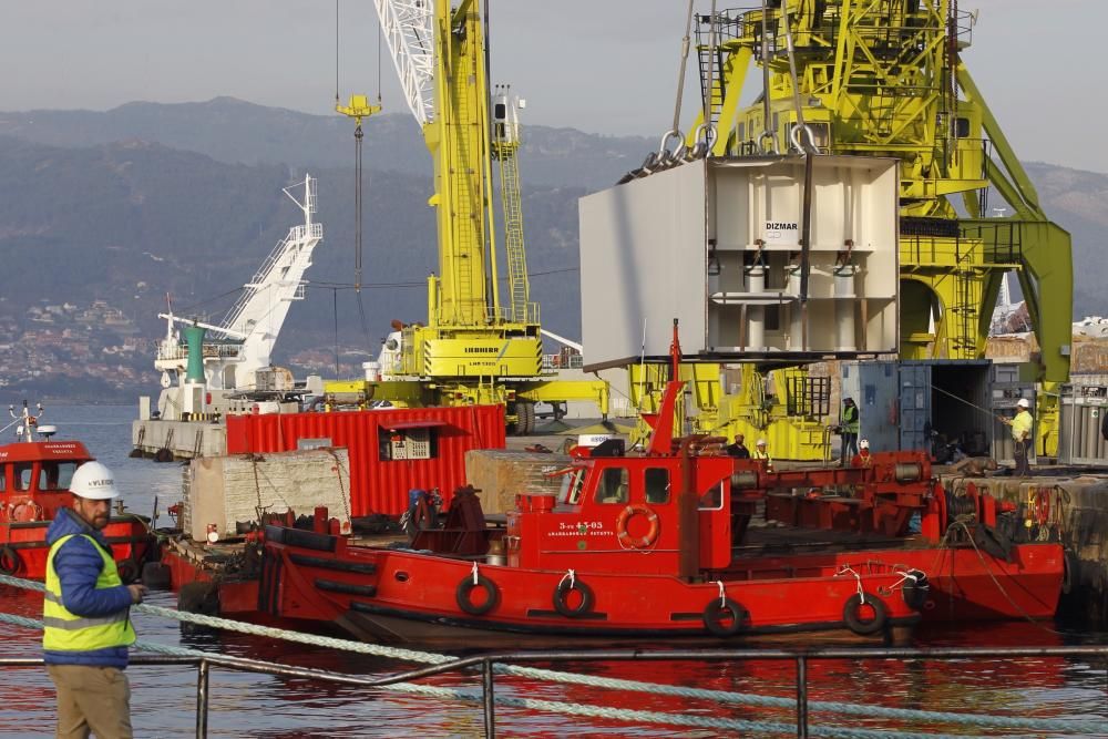 Llegan a aguas de Rande las estructuras que reforzarán las coronas de los pilares