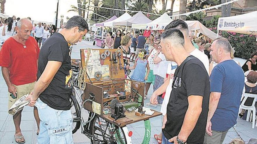 Los coches antiguos protagonizan la jornada central de la VII Benicàssim Belle Époque