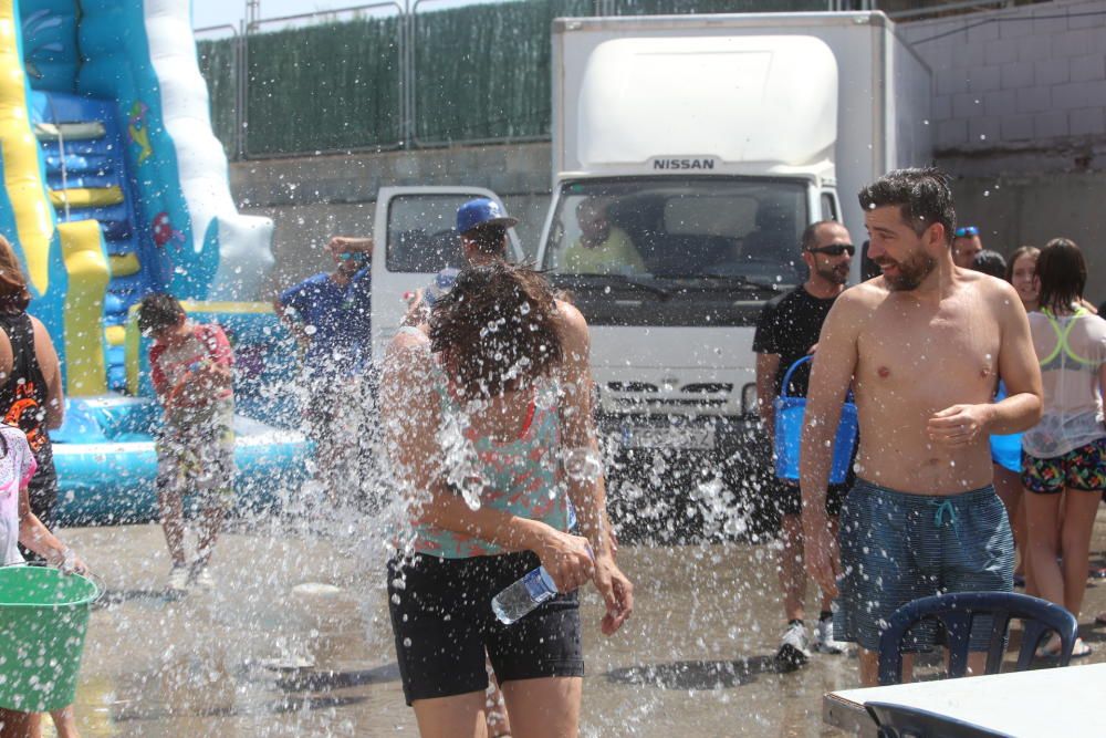 La banyà remoja las fiestas de El Rebolledo