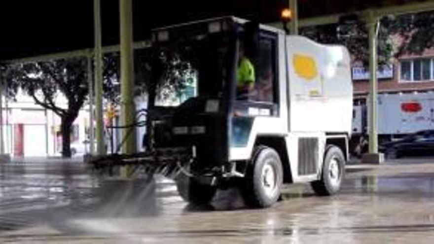 Cinc empreses competeixen pel servei de neteja de Figueres