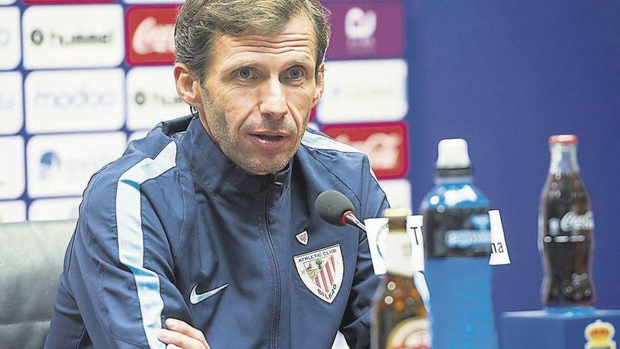 Ziganda, en la sala de prensa del Carlos Tartiere en su visita con el filial del Athletic.