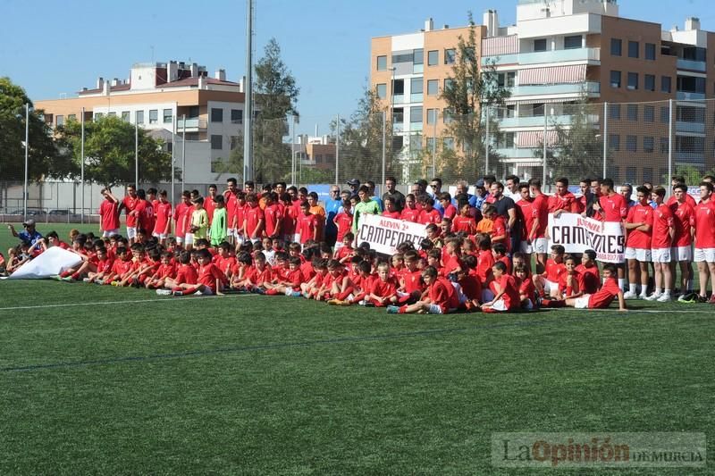 Clausura de la liga juvenil de fútbol