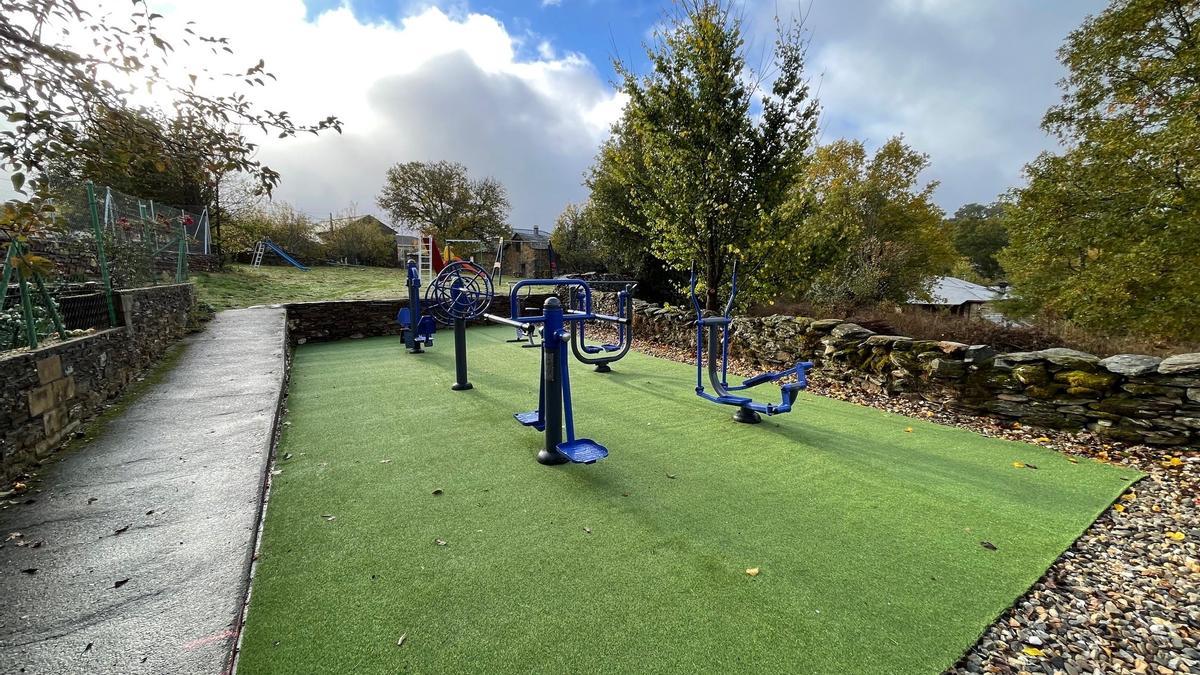 Parque biosaludable recién instalado en Ungilde.