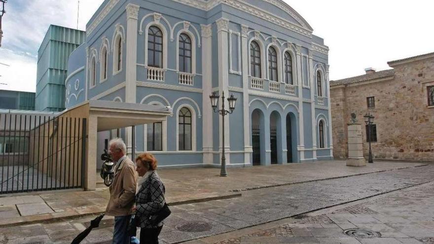 Aspecto actual del teatro Ramos Carrión de la capital.