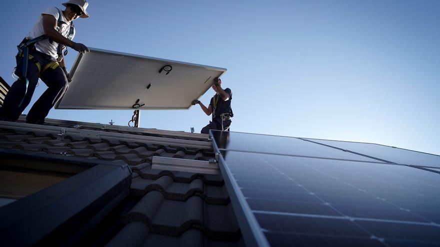 Los colegios e institutos miran hacia la energía solar con más fotovoltaicas