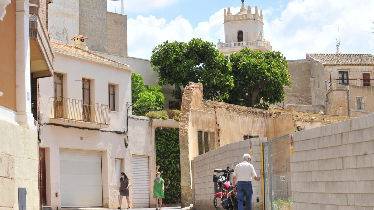 Una calle del centro de Crevillent, en imagen de archivo