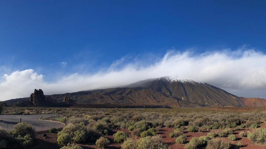 La borrasca deja nieve en Canaias