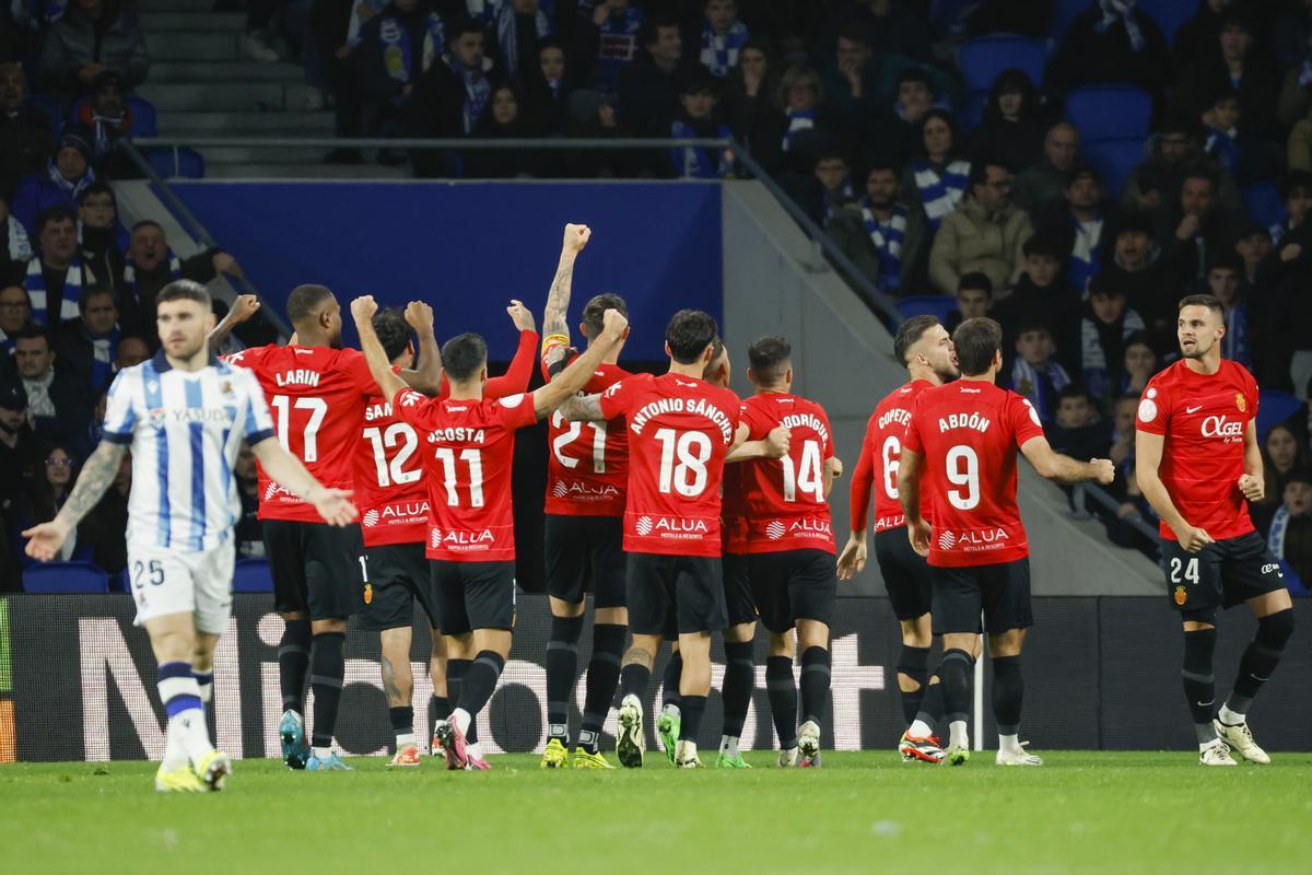 La Real Sociedad cae a los penaltis y el Mallorca pasa a la final