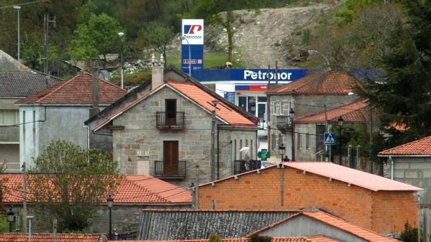 La tormenta descarga 91 rayos en Deza y Tabeirós, 43 sobre el municipio de Dozón