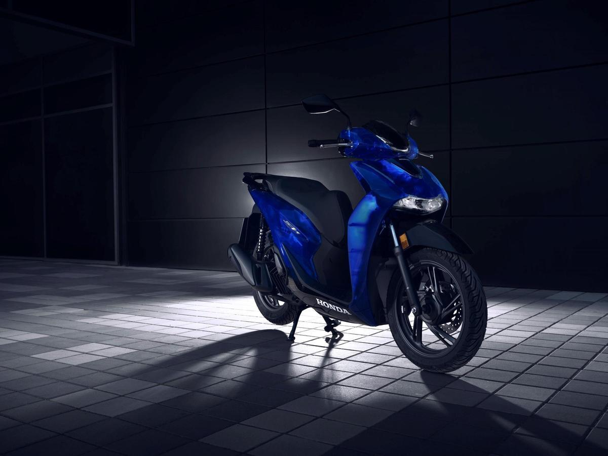 Honda SH125i 2026: más conectada, más cómoda, más SH