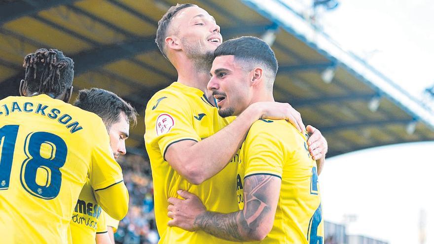 Pablo Iñiguez y Sergio Lozano, dos jugadores de récord en el Villarreal B