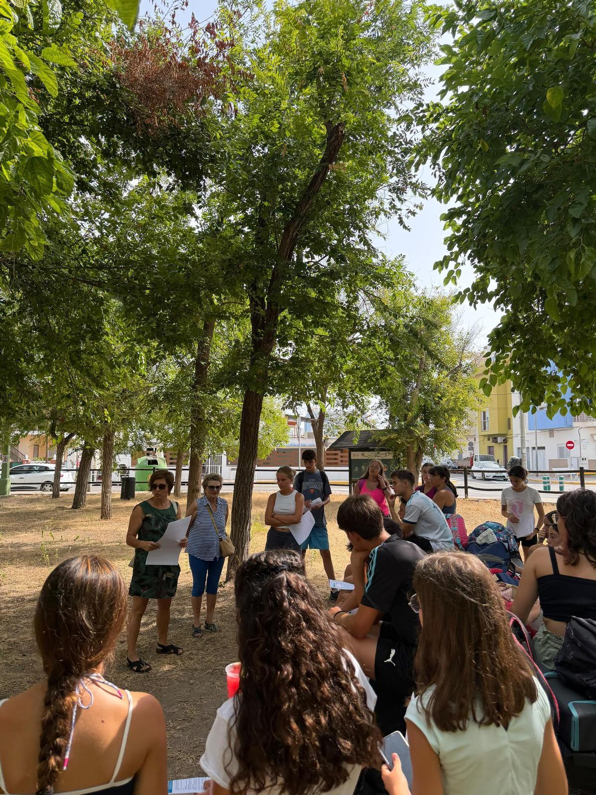 Alumnado del Estiu Jove en la actividad impulsada desde la Concejalía de Juventud