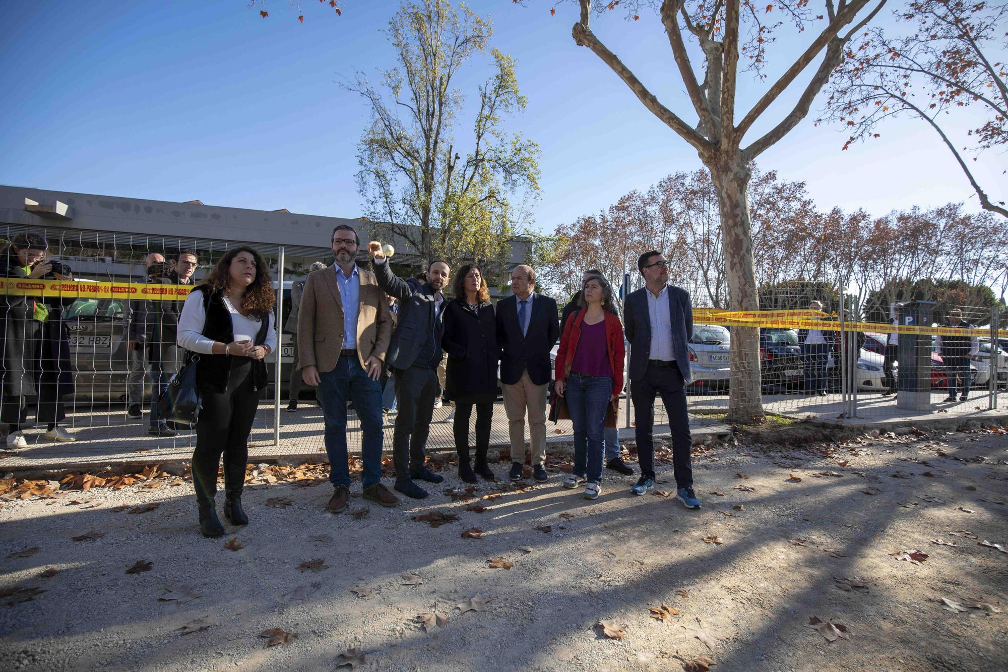 La presidenta del Govern, el alcalde de Palma y la APB visitan los avances de las obras del paseo Marítimo de Palma