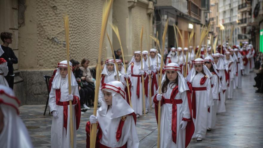 Multitudinario y colorido Domingo de Ramos en Cartagena