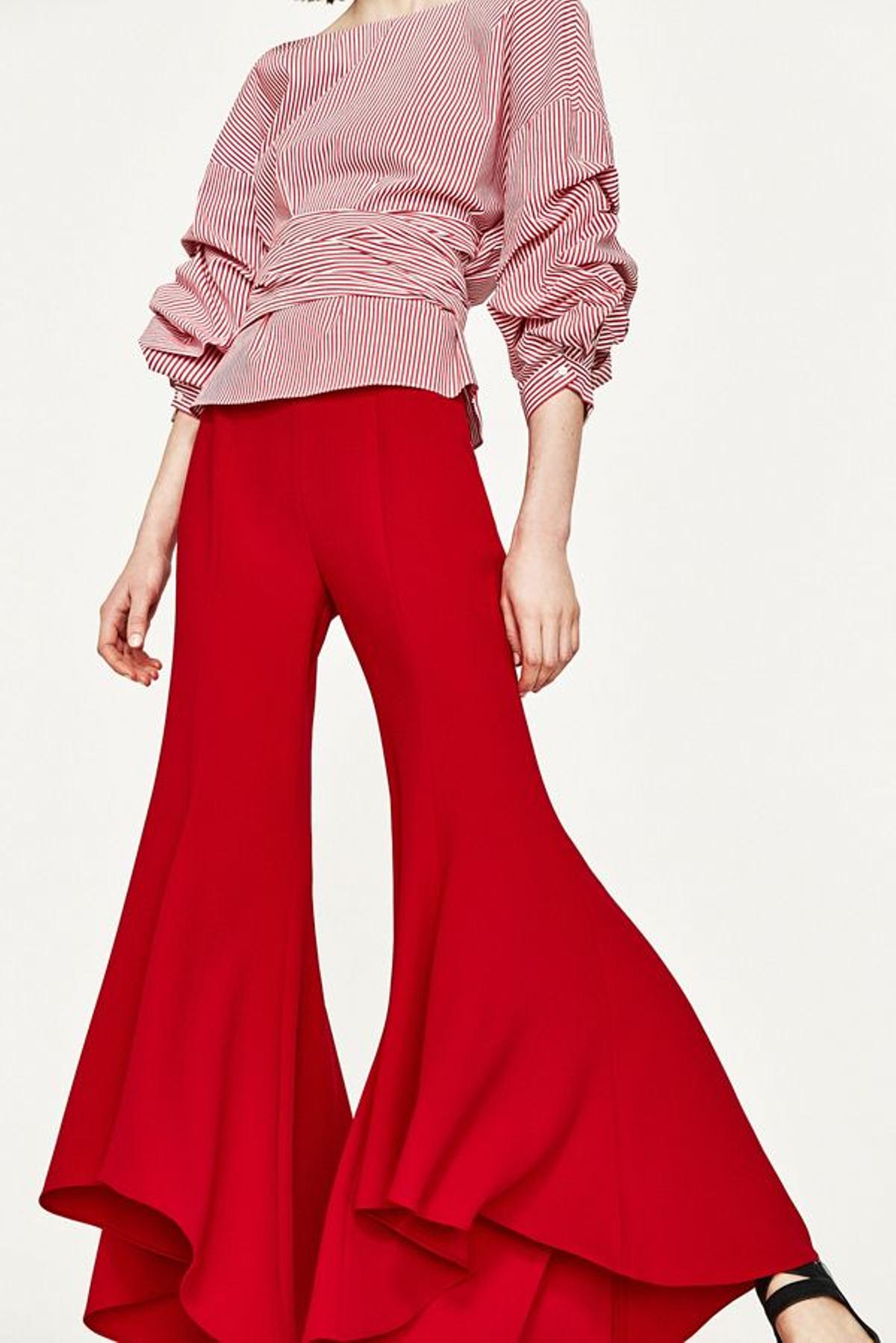 Flare Jeans: rojos, de Zara