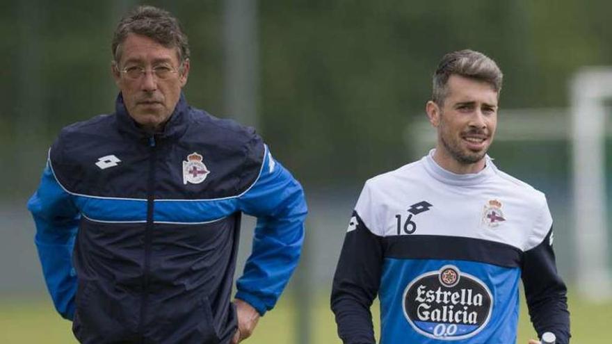 Luisinho, durante el entrenamiento de ayer. // J.Roller