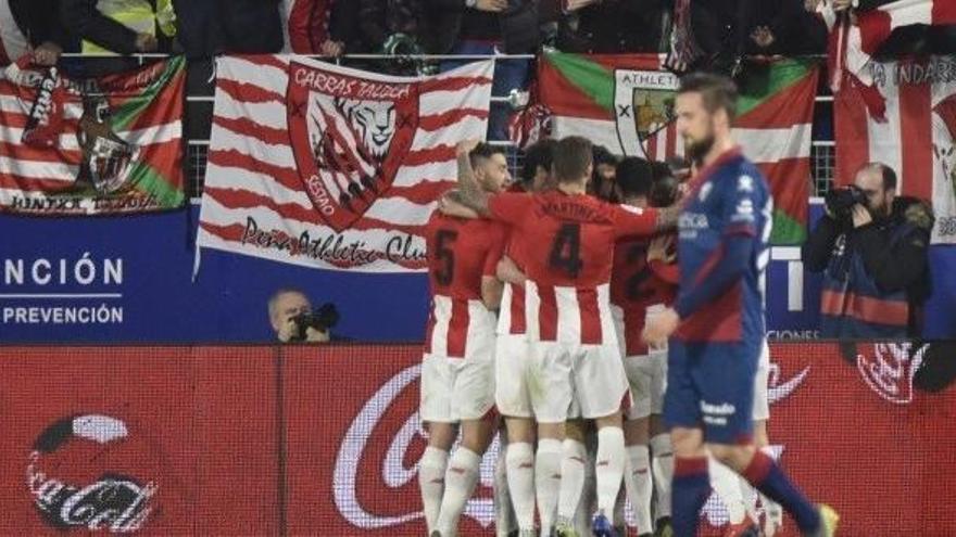 El Athletic frena las ganas del Huesca.