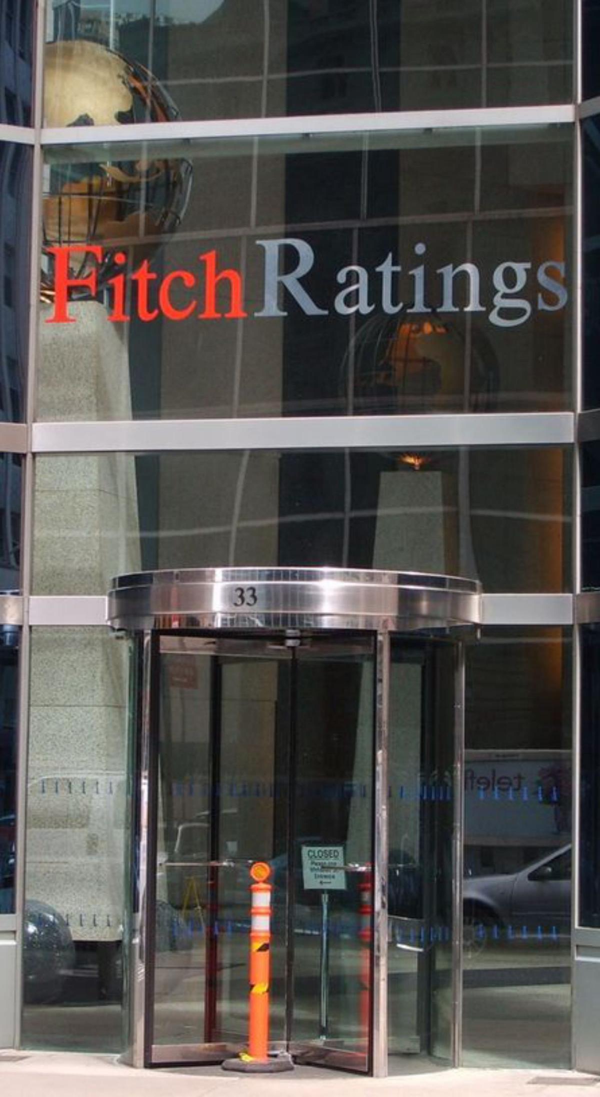 Fitch eleva la nota de Catalunya per primera vegada en més de dos anys Fitch eleva la nota de Catalunya per primera vegada en més de dos anys