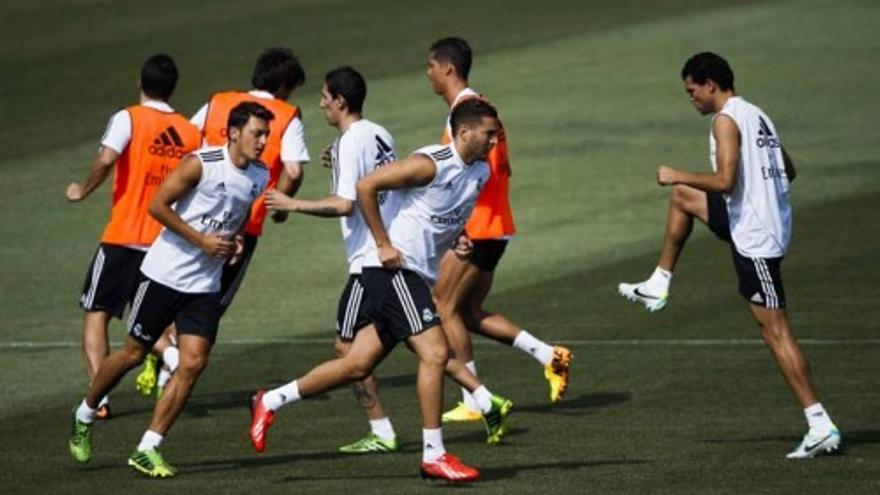 Varane se va del entrenamiento