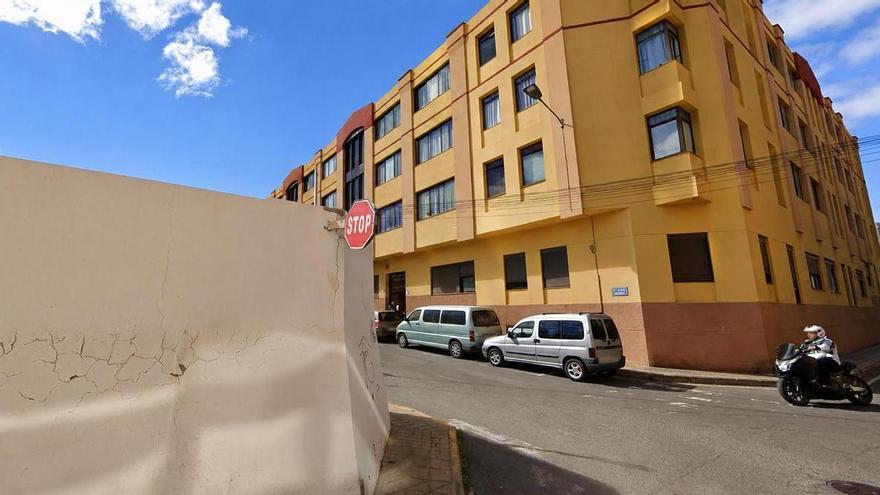 A juicio por secuestrar a un hombre en Vecindario y retenerlo con un cinturón atado al cuello
