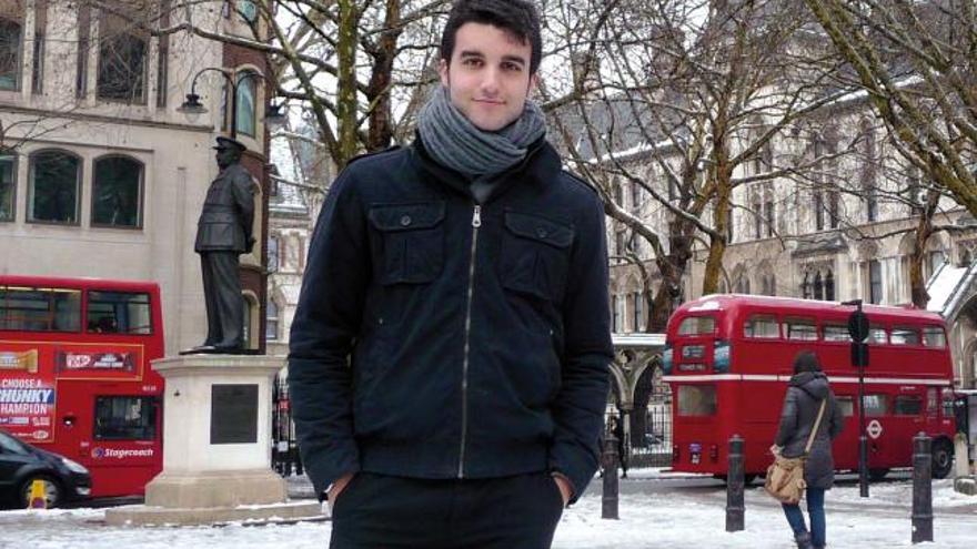 Nico Casal, esta semana, ante la iglesia de St. Clement Danes, en pleno corazón londinense.