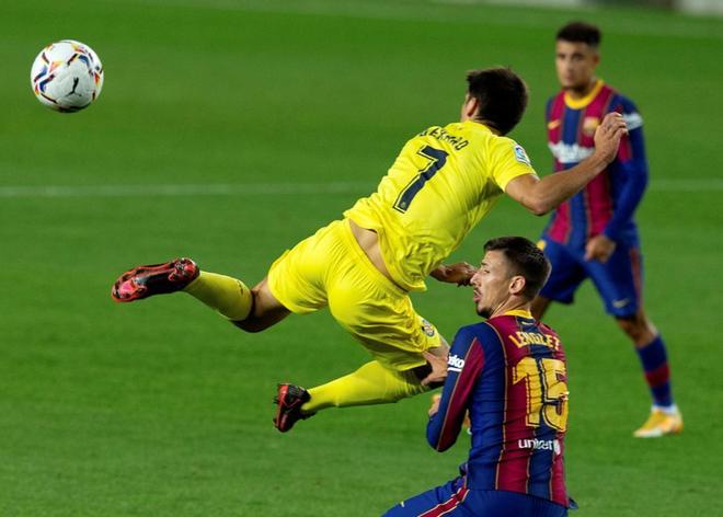 La mejores imágenes del partido entre el FC Barcelona y el Villarreal  LaLiga Santander disputado en el Camp Nou, en Barcelona.