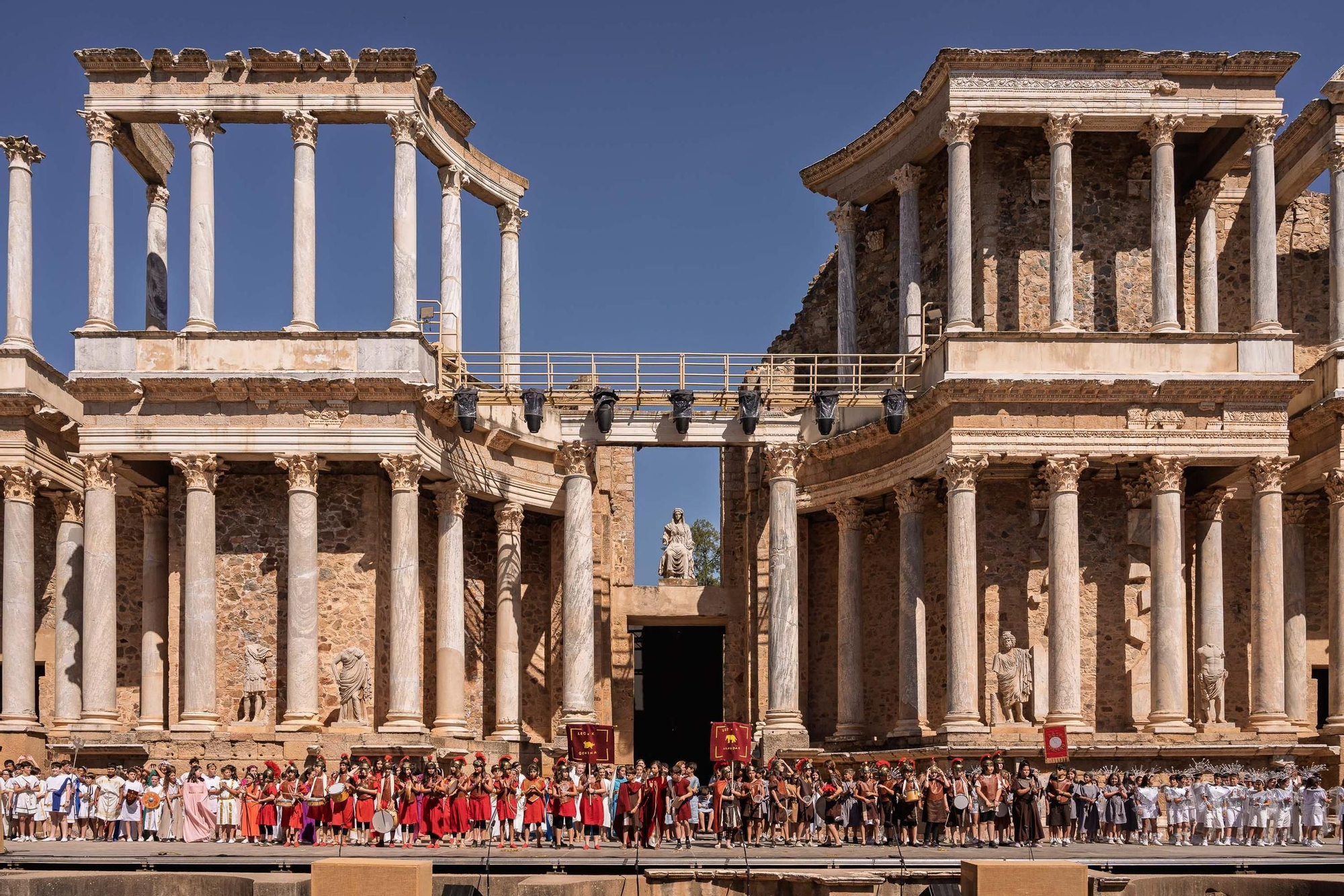 Fotogalería | Los escolares toman el Teatro Romano en Emerita Lvdica