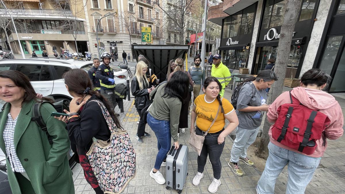 Evacuados 111 pasajeros de un AVE averiado en Barcelona-Sants