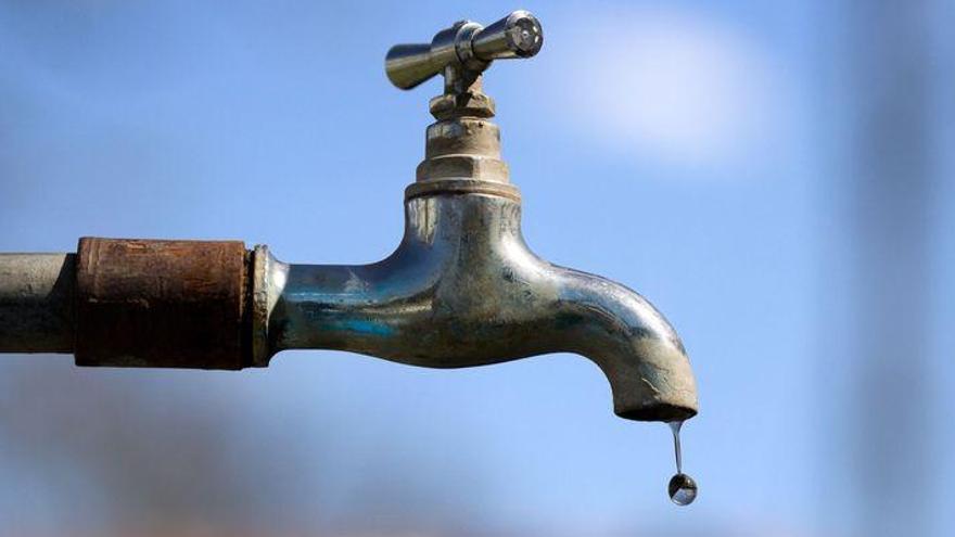 Descubre cuándo y dónde cortarán el agua esta semana en Castelló