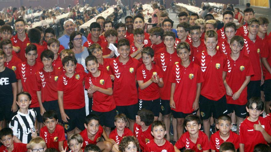 Més de mig miler de persones en la festa del futbol base del Llagostera