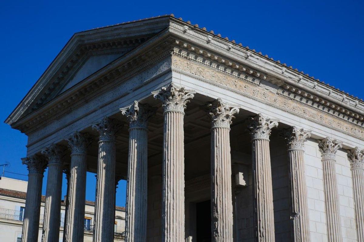 Maison Carrée