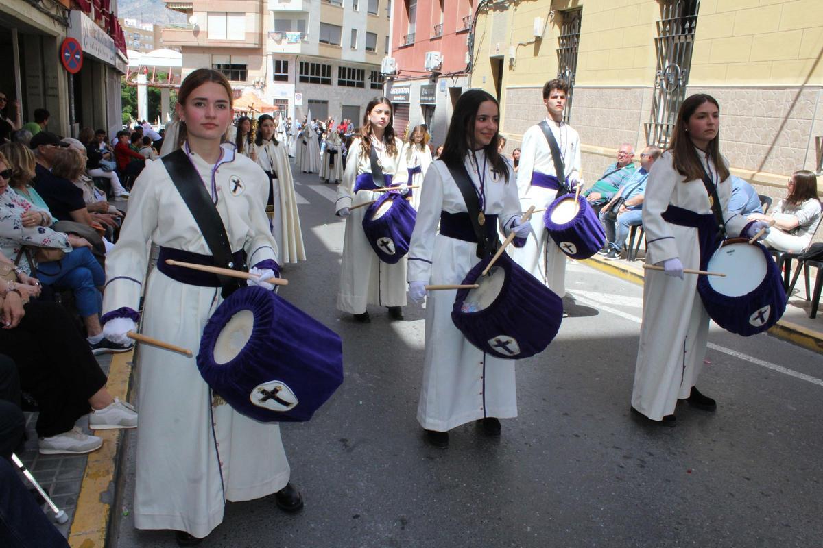 Procesión de la Bajada del Calvario en el Viernes Santo de Crevillent