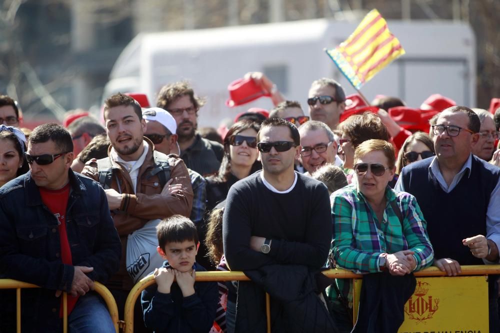 Búscate en la mascletà del 12 de marzo