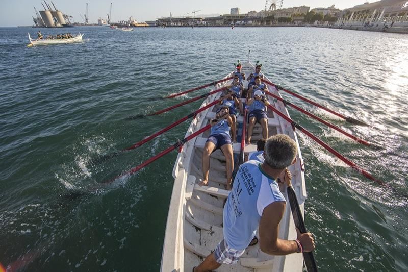 Regata de Jábegas en el Muelle Uno