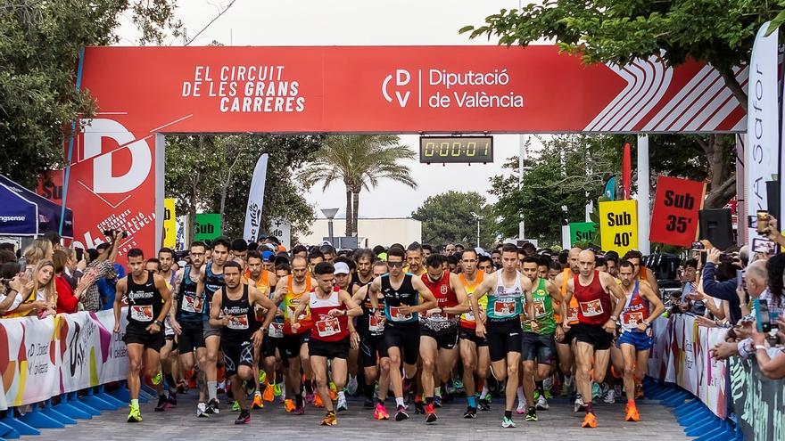 Luis A. Escriche y Sara Benedí ganan el XI 10K Nocturn  de la Platja de Gandia-Memorial Toni Herreros