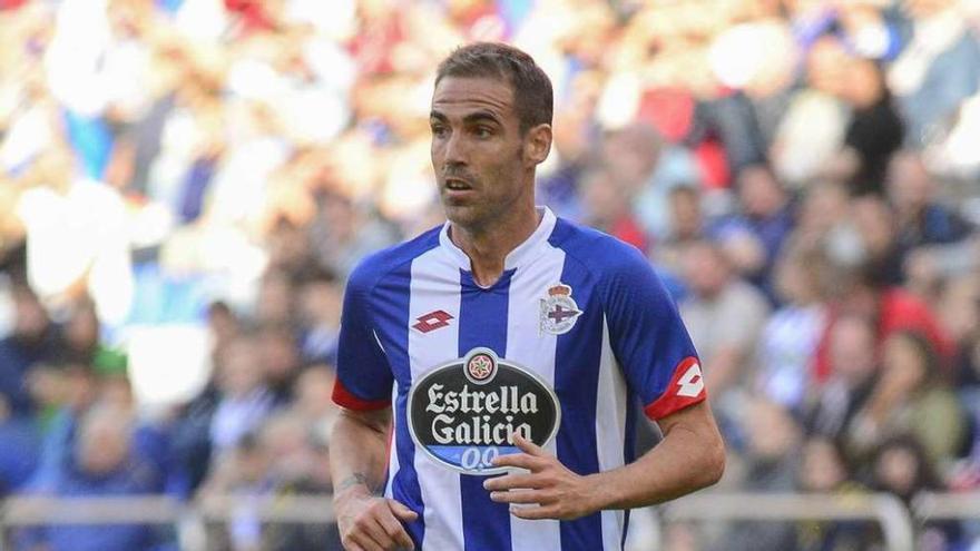 Fernando Navarro, durante un partido de esta temporada.