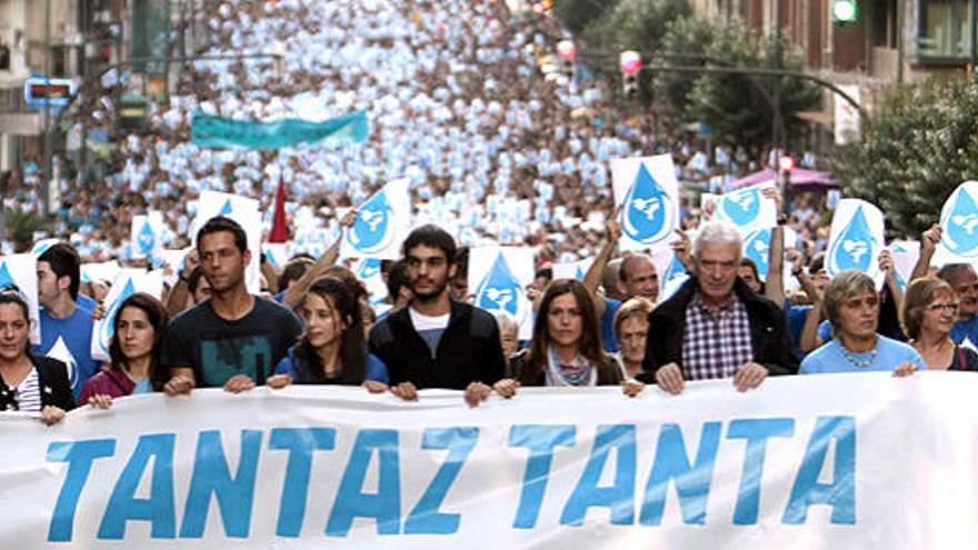 Miles de personas en Bilbao en apoyo de los presos de ETA