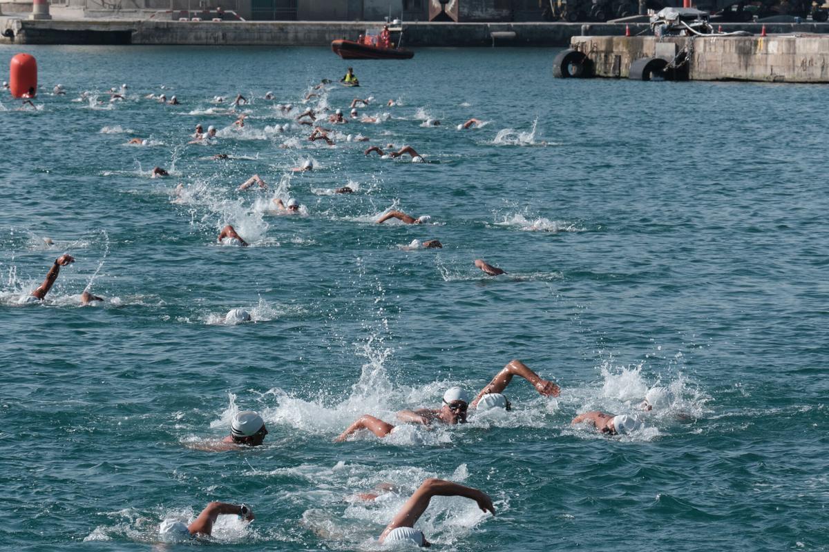 Travesía a nado en el Puerto de Málaga el domingo 9 de agosto de 2026