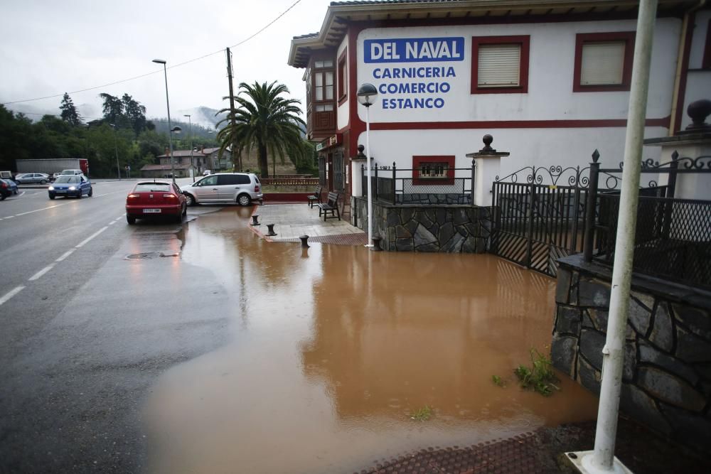 Inundaciones causadas por los chaparrones.