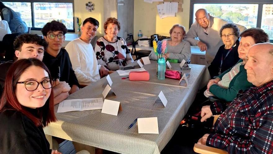 Experiencias de éxito que vinculan a institutos y residencias en un intercambio generacional