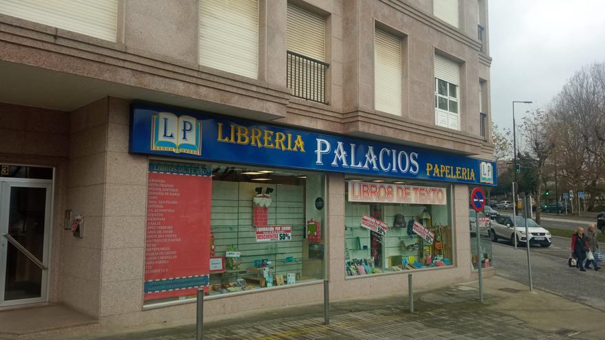 A libraría Palacios despídese de Santiago despois de 37 anos