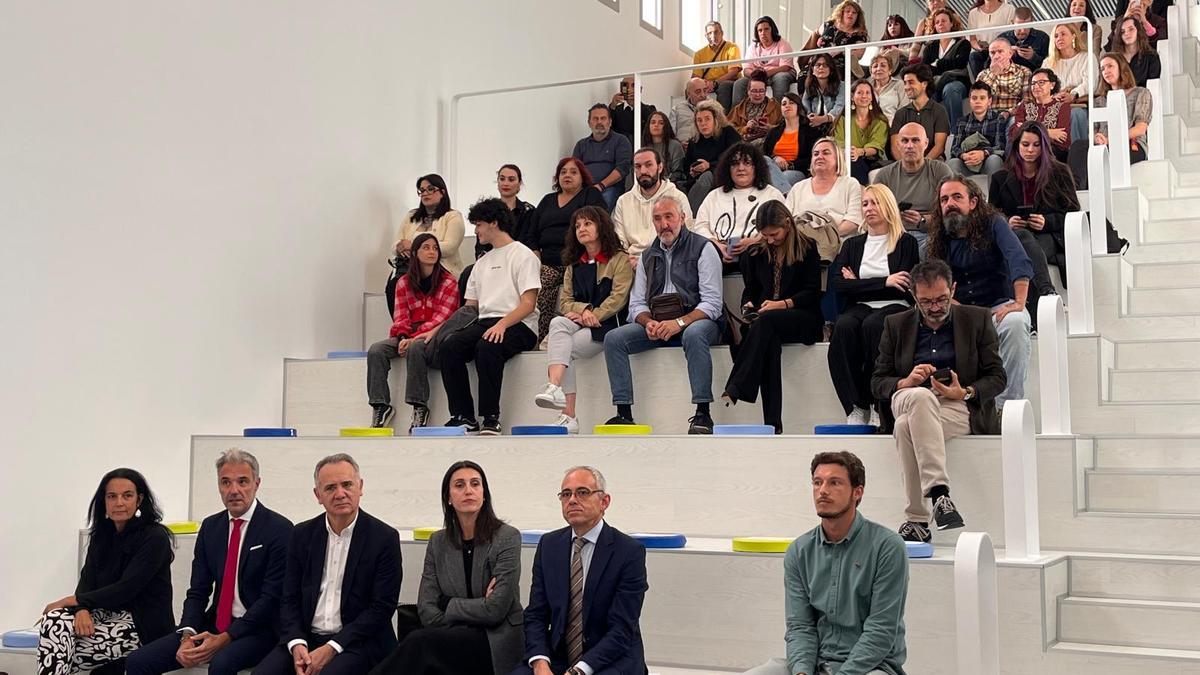 Asistentes a la charla en el IES de La Florida