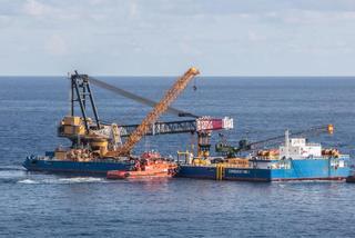 El mal tiempo impide reflotar el yate de lujo hundido en Ibiza