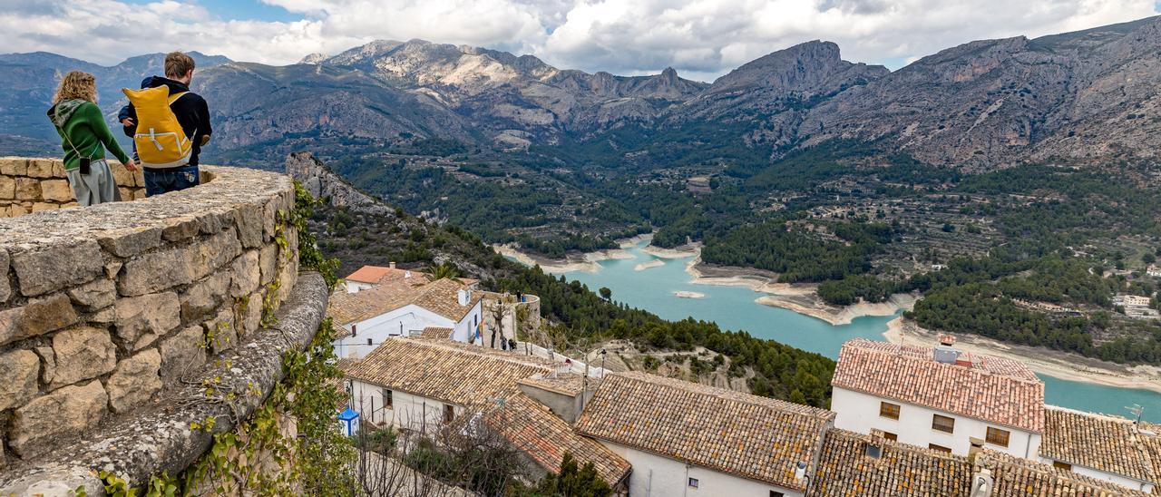 El embalse de Guadalest se encuentra al 37% de su capacidad pese a las últimas lluvias.