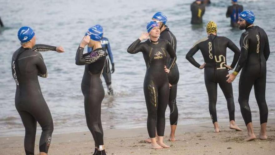 Participantes en la travesía de Santa Cristina. 13fotos