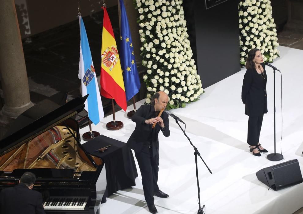 Galicia rinde homenaje a las víctimas del Covid-19. // Xoán Álvarez