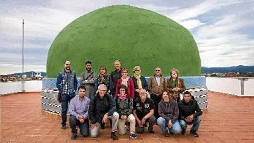 Parelles lingüístiques visiten la mesquita de Salt